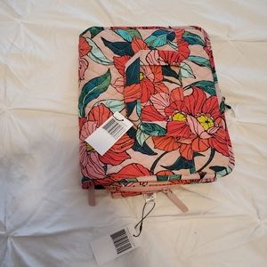 Vera Bradley travel case